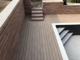 terasa k bazénu, wodparket