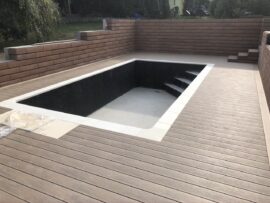 terasa k bazénu, wodparket